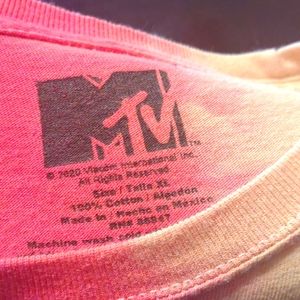 This is a mtv tie die long sleeve top